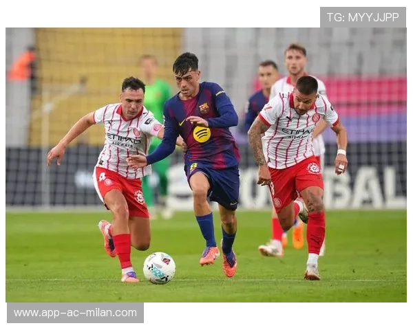 佩德里穿透直塞铺开巴萨攻势