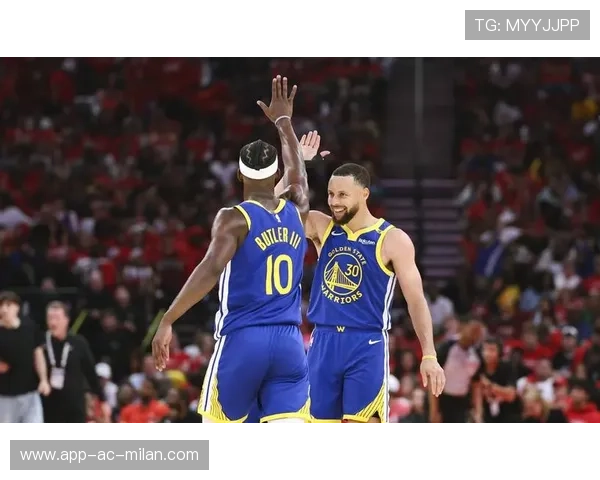 勇士赛季中期调整，外线跑位设计兼顾创造力